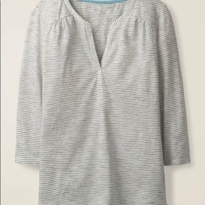 Boden stripe 3/4 sleeve notch neck tee.